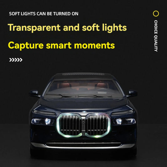 CCA 1:24 Scale BMW i7 Diecast Model Car